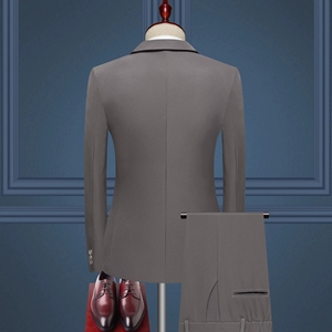 Traje Premium de Dos Piezas para Hombre, Corte Entallado, Solapa con Muescas, Estilo Boutique, para Boda - Product Image 5