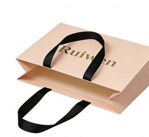 Sac en papier recyclable fait main avec logo personnalisé, finition mate ou brillante, emballage cadeau avec poignée en ruban - Product Image 2