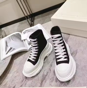Bottes à plateforme de luxe en cuir véritable avec diamants, baskets surdimensionnées noires et blanches à motifs graffiti pour femmes - Product Image 2