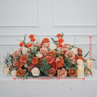 Centre de table floral artificiel vintage orange mélangé pour allée de mariage, réception, événement en plein air
