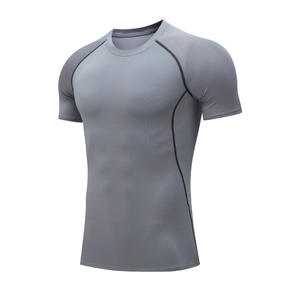 T-Shirt Sportiva da Uomo a Compressione per Palestra e Allenamento <span class=keywords><strong>con</strong></span> Stampa Logo Personalizzato, Maglietta a Manica Corta ad Asciugatura Rapida - Product Image 5