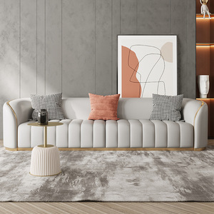 Set di Divani Minimalisti di Lusso Moderni con Gambe Oro Rosa, Rivestimento in Pelle Bianca Tatami, Divano a 3 Posti per Soggiorno di Villa - Product Image 3