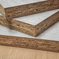 Fournisseur de panneaux de mélamine contreplaqué d'aggloméré contreplaqué Osb feuille 4x8 panneau de particules étanche produits panneau de contreplaqué Osb