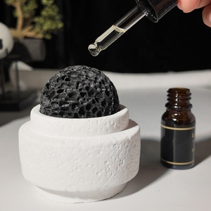 Hot Bán Hương Thơm Khuếch Tán Tự Nhiên Núi Lửa Đá Dung Nham Đá Chấp Nhận Tùy Chỉnh Hình Dạng Cube Đá Vòng Bánh Đá - Product Image 1