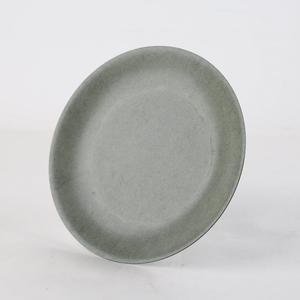 Plato Redondo de Melamina Gris de 10 Pulgadas, Plato de Plástico Duradero con Diseño Minimalista y Patrón Sólido - Product Image 6