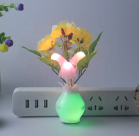 Veilleuse Champignon Mignonne à Prise EU&US, Lumière de Nuit LED Décorative Fleur Rose pour Chambre