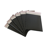 Enveloppes matelassées en aluminium noir brillant avec bulles, pochettes à bulles poly, sacs d'expédition métalliques pour courrier, sacs d'expédition pour cosmétiques (rougeur)