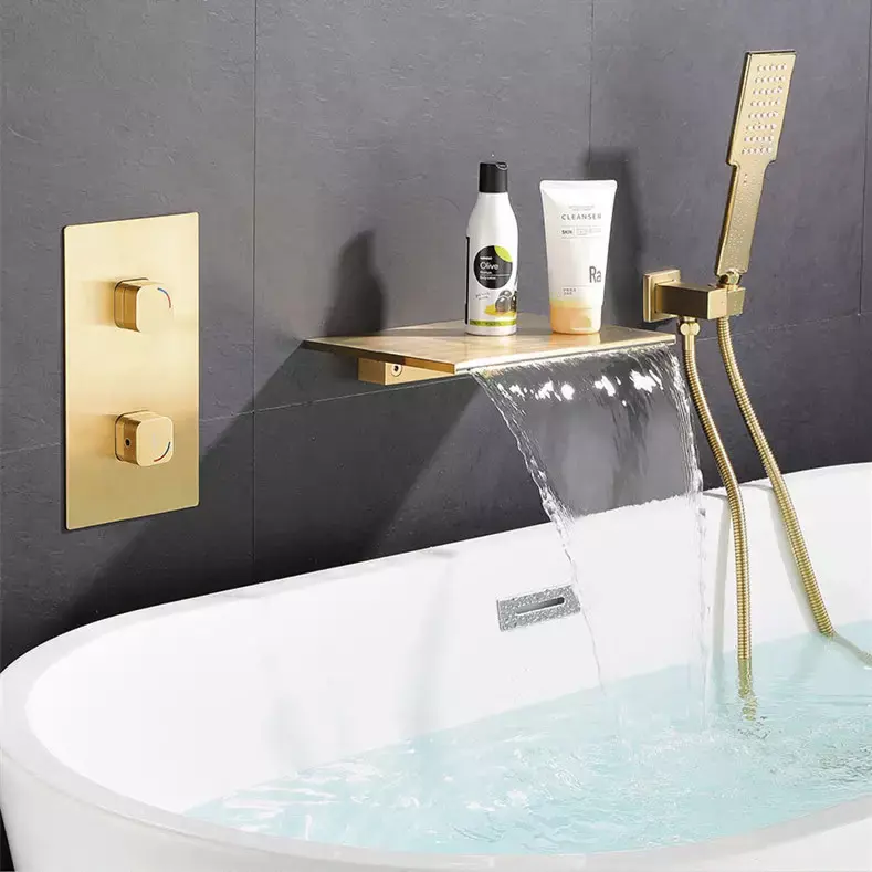 โรงแรมแปรงทองติดผนังน้ำตกอ่างอาบน้ำก๊อกน้ำชุดห้องน้ำอ่างอาบน้ำก๊อกน้ำฝักบัว