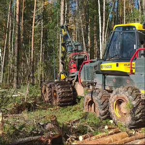 Cosechadora Forestal XUVOL 8WD con Cabina Giratoria y Autonivelante, Motor de 250KW, Neumáticos de Goma, Cosechadora Forestal de 600HP con Ruedas - Product Image 1