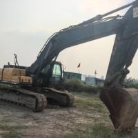 Excavatrice sur chenilles d'occasion 2021 à faible nombre d'heures de fonctionnement avec télécommande sans fil industrielle