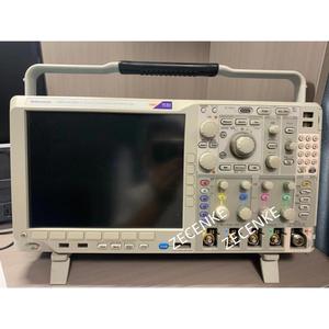 1 pièce d'occasion : Oscilloscope Tektronix MDO4054B-3 à <span class=keywords><strong>domaine</strong></span> mixte 500 MHz, 4 canaux, 2,5 GS/s, 3 GHz - Product Image 4