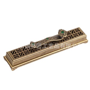 Brûleur d'encens Ruyi Tongpu Craftsman, boîte à encens, brûleur d'encens classique chinois créatif antique avec motif de pattes de bête et de swastika - Product Image 5