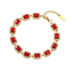 Pulsera de Eslabones Tipo Tenis con Halo de Circonitas Rojas Rectangulares para Mujer, Glamurosa, Hipoalergénica, Chapada en Oro, de Acero de Titanio, Venta al por Mayor - Product Image 1