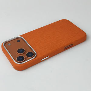 Nouvel arrivage Étui en cuir du <span class=keywords><strong>Togo</strong></span> entièrement enveloppé avec cadre en métal pour iPhone 17 Pro Max, Étui de téléphone en cuir véritable de haute qualité - Product Image 3