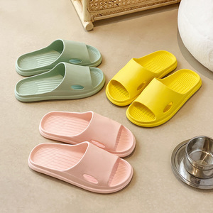 Nouvelles pantoufles d'été 2025 antidérapantes pour la maison, sensation de marcher sur des nuages, pour salle de bain - Product Image 6