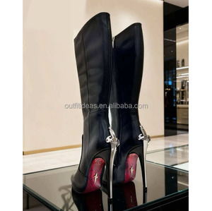 Bottes hautes en cuir noir à talon aiguille pour femme, bout pointu, avec fermeture éclair latérale, détails de couteau, en cuir véritable de luxe avec étiquettes - Product Image 2