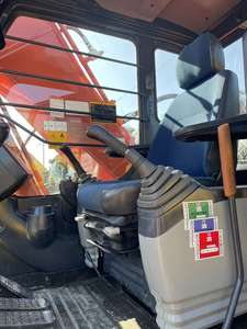 Obral mesin ekskavator perayap hidrolik <span class=keywords><strong>Hitachi</strong></span> <span class=keywords><strong>Zx200</strong></span> bekas impor Jepang - Product Image 4