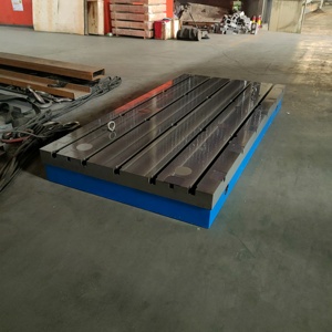 Caja cuadrada de hierro fundido de alta precisión con ranuras en T cruzadas para nivelación y alineación - Product Image 3
