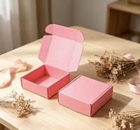 Boîtes d'expédition en carton ondulé rose pour petites entreprises et e-commerce