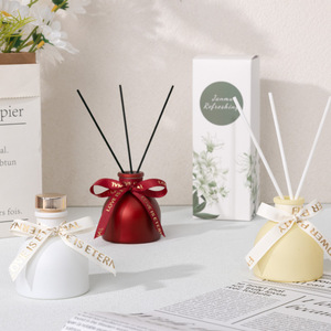 Diffuseur d'aromathérapie sans flamme à parfum doux et longue durée, désodorisant d'ambiance pour salle de bain et chambre à coucher - Product Image 4