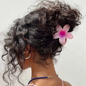 Pinzas de <span class=keywords><strong>Pelo</strong></span> con Flor de Plumeria Hawaiana de 8cm, Pinzas Grandes Estéticas de Gelatina Tropical, Accesorios de Playa de Verano para Mujer - Product Image 2