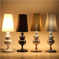Décoration d'intérieur de haute qualité Lampe de table LED moderne Salon Chambre Salle à manger