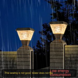 Encuentre un icono similar Decoración de alto brillo IP65 Lámpara de pilar de césped a prueba de agua Patio Luz de jardín solar LED eléctrica al aire libre - Product Image 3