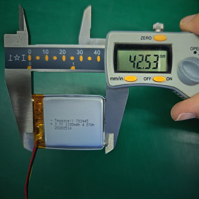 703445 1100mAh 3.7V Lithium Polymer Battery Rechargeable LiPo Battery for Electronic Devices