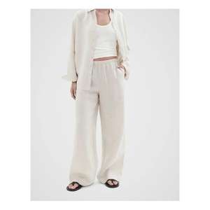 Pantalones casuales de silueta relajada para mujer, diseñados para ofrecer comodidad de uso sencillo, tela suave y movimiento flexible para el día a día. - Product Image 4