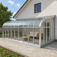 Véranda en verre pour terrasse sur toit, avec structure en alliage d'aluminium extrudé, toit à pignon courbé, panneaux coulissants, pour balcon ou terrasse.