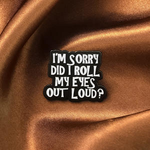 เข็มกลัดโลหะตัวอักษรภาษาอังกฤษแบบสร้างสรรค์ ขออภัยที่พูดดังเกินไป  ตัวอักษรเคลือบสีอบ สำหรับติดกระเป๋าเป้ หมวก เสื้อผ้า - Product Image 2