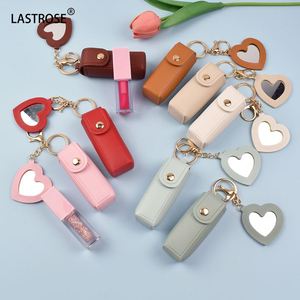 Llavero Portabálsamo Labial y Brillo Labial, Mini Estuche de Cuero PU con Etiqueta Privada, Bonito y Compacto - Product Image 1