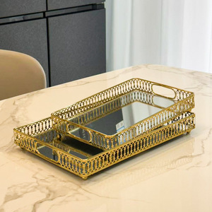 <span class=keywords><strong>Plateau</strong></span> en <span class=keywords><strong>verre</strong></span> miroir en métal <span class=keywords><strong>de</strong></span> style européen, <span class=keywords><strong>plateau</strong></span> <span class=keywords><strong>de</strong></span> service durable <span class=keywords><strong>pour</strong></span> salon, <span class=keywords><strong>table</strong></span> basse, décoration intérieure, rangement <span class=keywords><strong>de</strong></span> fruits - Product Image 1