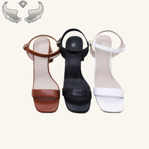 Sandales à talons hauts pour femmes, tendance et élégantes, nouvelle conception estivale, pour un usage décontracté, rehaussant la silhouette des femmes - Product Image 1