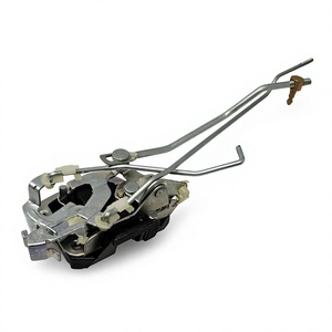 กลอนประตูหน้าชิ้นส่วน82202M76M01 CELERIO1.0L สำหรับเครื่องยนต์ Maruti Suzzukie - Product Image 1