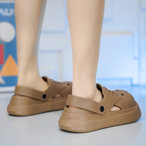 Summer Platform <b>Clogs</b> For Men 4Cm Heel Black Solid Color Slip On Beach Sandals - Product Image 4