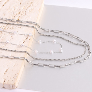 Collar de Cadena en Capas, Chapado en Oro de 18K, Acero Inoxidable, con Acento de Perla, Joyería de Moda para Mujer, Uso Diario, Diseño Geométrico BD1075 - Product Image 2