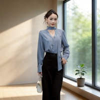 Chemise élégante en satin pour femmes, manches longues, col en V, avec cravate, tenue de travail pour femmes de bureau