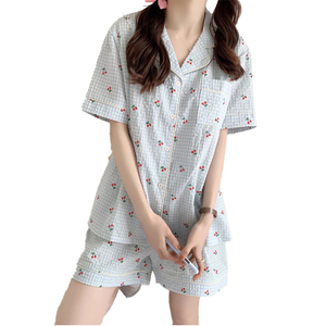 Conjunto de 2 Piezas de Camisones Casuales Florales Transpirables de Verano para Mujer, Pantalones Cortos de Cintura Media con Manga Corta, Cintura Elástica, 100% Poliéster - Product Image 1