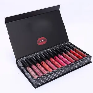 2022 Harga Kompetitif Kosmetik Lip Gloss Lipstik Hadiah Set Wadah Emas Persegi Magnetik dengan Kotak Kustom Besar