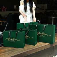 Sac en papier sans pli avec logo personnalisé et poignée en ruban, emballage de luxe artistique haut de gamme pour chaussures et vêtements