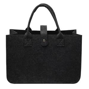 Sac à main pour femme en gros d'usine, nouveau sac à main à porter à la main, grande capacité, tendance, bouton, sac en tissu feutre pour le shopping - Product Image 2