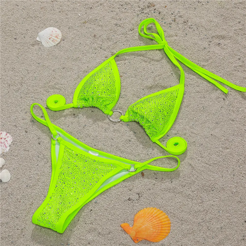 Heiße brasilia nische Diamant Tanga Strand Bikini europäische und amerikanische Bade bekleidung Frauen Kristall Badeanzug