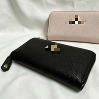 Dompet Bahan PU dengan Resleting Portabel Motif Leci yang Indah