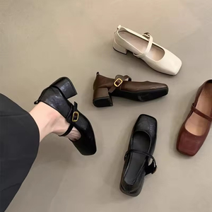 Nouvelles sandales à talons aiguilles en cuir de vachette noir à bout pointu et résistantes à l'eau pour femmes, style 2026 - Product Image 6