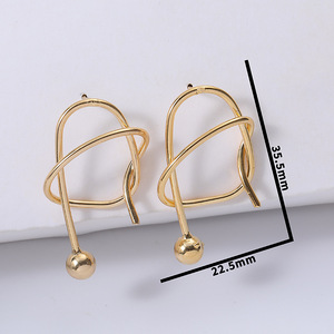 Boucles d'oreilles personnalisées transfrontalières en fil torsadé pour l'exportation, style froid, boucle en fil de cuivre, couleur pour femme, préservation de la couleur - Product Image 6