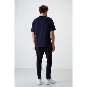 Ensemble de survêtement pour homme bleu marine, coton, coupe ample, décontracté, respirant, design simple, style adulte - Product Image 1