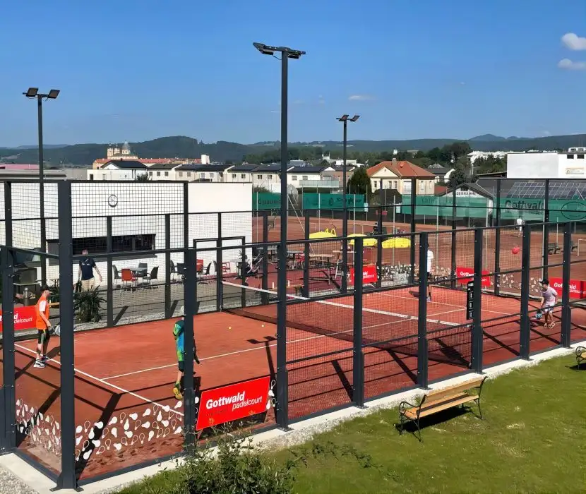 Покупка padel court обеспечит удовлетворительное обслуживание клиентов