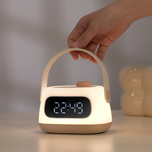 Lámpara de Noche LED Portátil de Lujo con Base, Reloj Despertador de Mano, Temporizador Inteligente, Lámpara de Mesa para Camping de 10000mAh, Lámpara de Cama Automática - Product Image 4