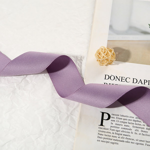 Pita Satin Deepeel XP391 1.0cm <span class=keywords><strong>1.5cm</strong></span> 2.5cm 3.8cm Pita Sutra Dua Sisi untuk Pembungkus Kado Pernikahan Jahit Kerajinan DIY Dekorasi - Product Image 2